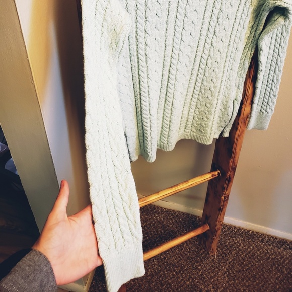 American Eagle Crewneck Sweater - Picture 2 of 5